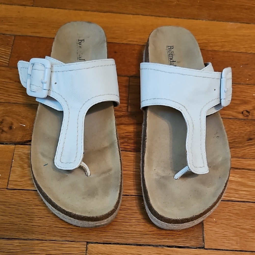 Bjorndal White and Tan Sandals